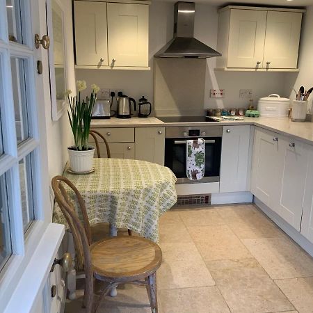 Masons Cottage, An Idyllic Retreat In An Area Of Outstanding Beauty, Close To Blenheim Palace, Oxford & The Cotswolds Stonesfield Exteriör bild